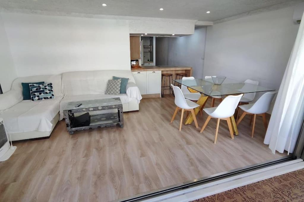 Apartamento En 库列拉 外观 照片